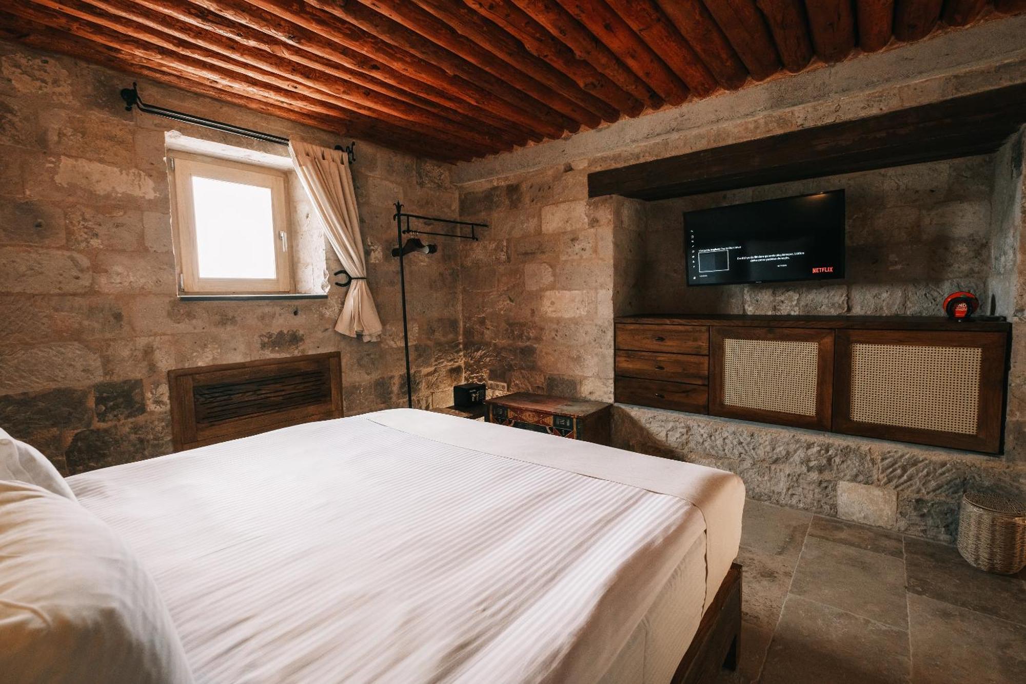 Millstone Cave Suites Hotel Üçhisar Exteriör bild