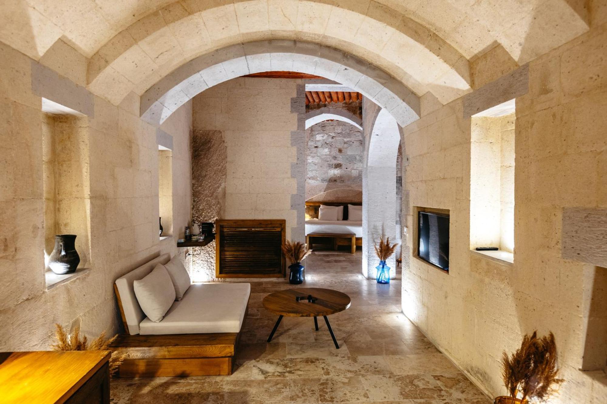 Millstone Cave Suites Hotel Üçhisar Exteriör bild
