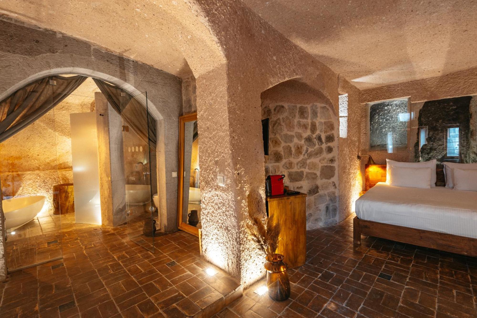 Millstone Cave Suites Hotel Üçhisar Exteriör bild