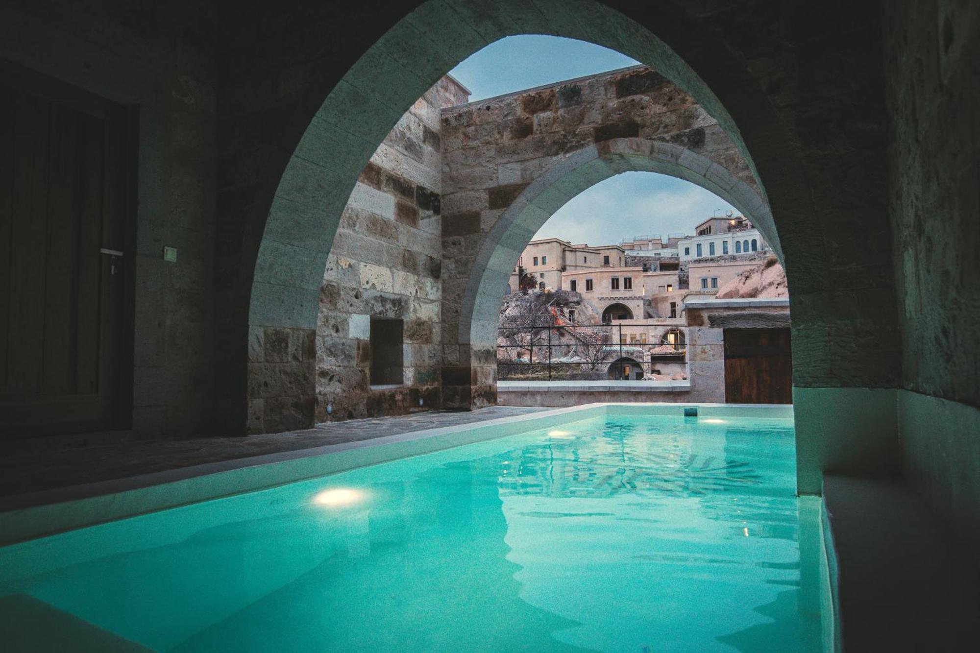 Millstone Cave Suites Hotel Üçhisar Exteriör bild