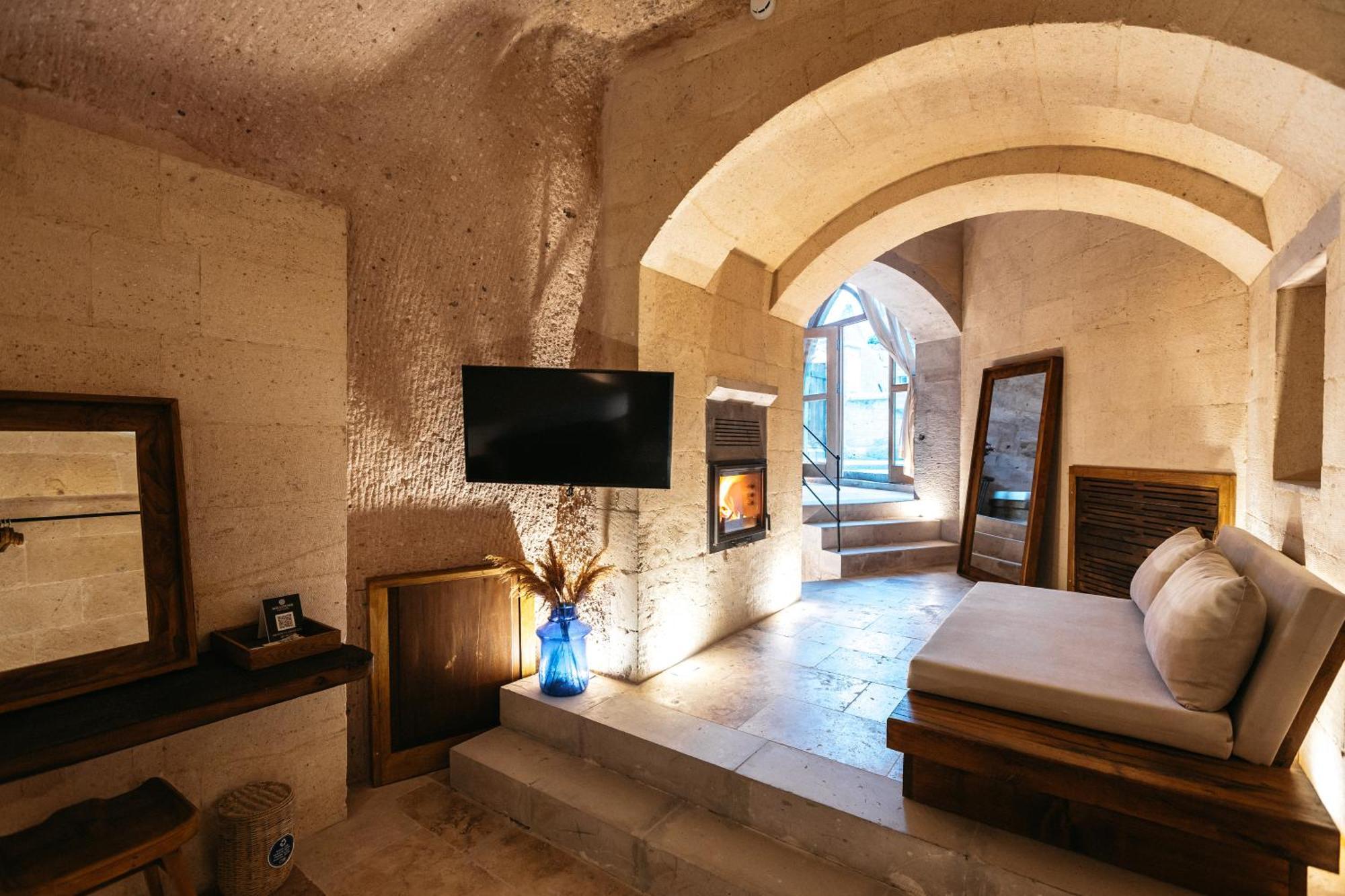 Millstone Cave Suites Hotel Üçhisar Exteriör bild
